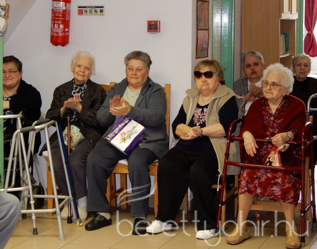 Farsang az idősotthonban 28